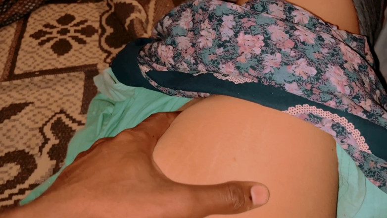 Ritu: Desi Video Bhabhi
