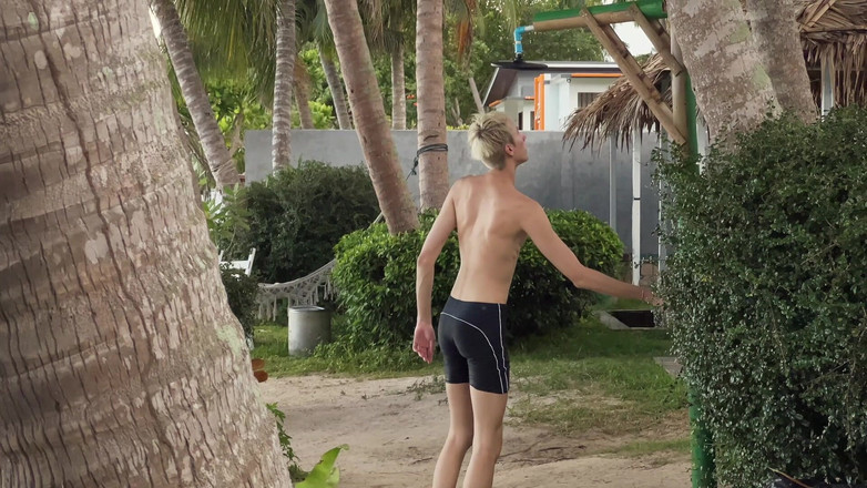 Sandro Jenner: Stepdad Fucked a Cute Twink After a Beach Vacation