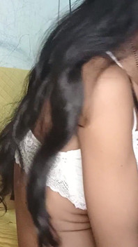 Principal apne kamsin byaphrend ko uske sath itni jordar chudaee karne ke lie bulati hoon