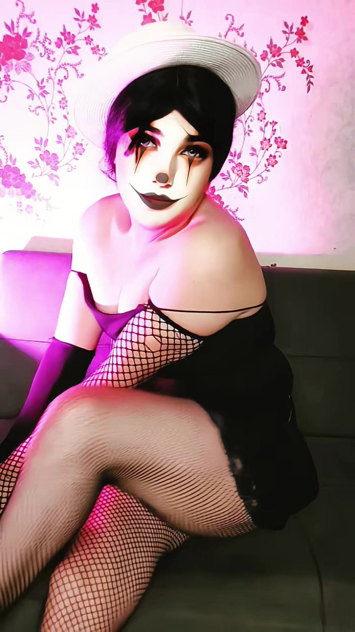 Kitty_Cross: Festa mini vestido maricas branco corpo grande bunda grande rabo...