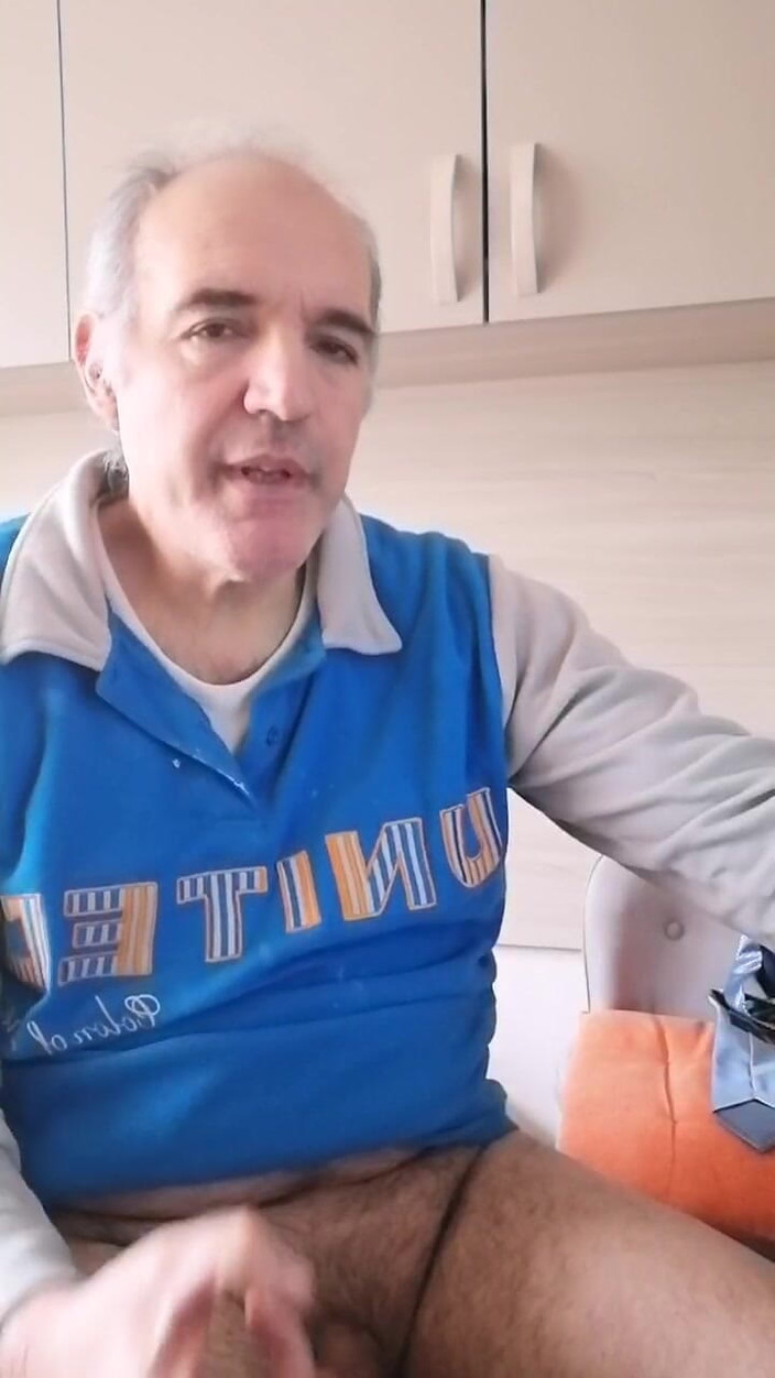 Setesesso7: 한 시간 이상 지속된 핸잡 후 긴 사정