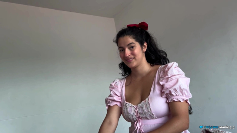 NamiQsein: My Stepfather's Stepdaughter Comes to Ask Me Strange Things