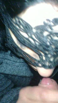 BJ Cum Facial in Public