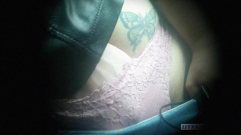 DragonGalaxy11: Chúng tôi suýt bị bắt gặp trên xe buýt thổi...