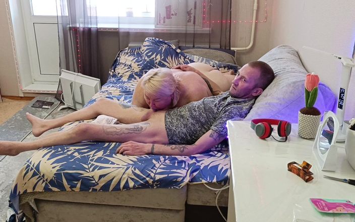 Zona901: My HandJob Continued with a Blowjob From a Neighbor to...