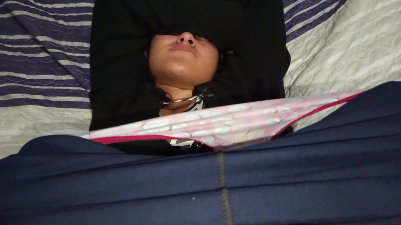 Moo DBOXXX: 18-årig tjej, kristen och medicinsk student blev beroende av mig,...