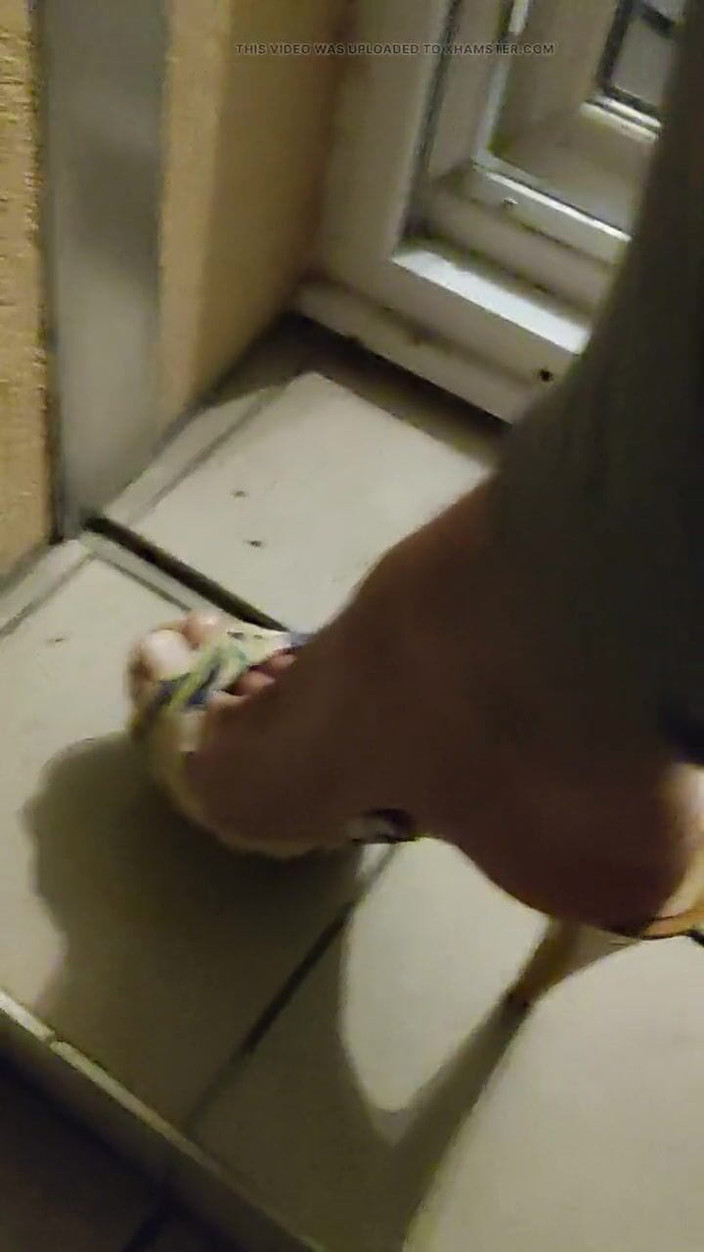 Mutsakin: Sehr sexy pantoletten