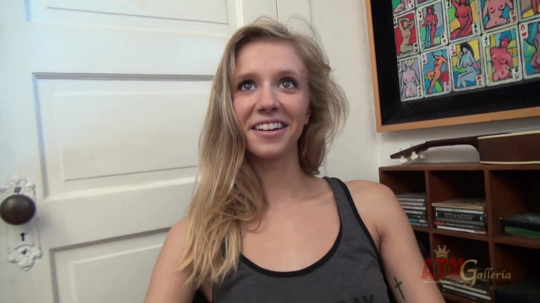 ATKIngdom Fans: Pengenalan Rachel James
