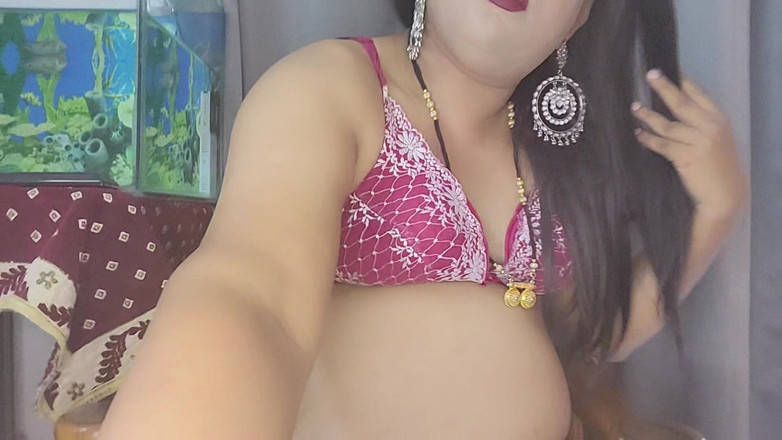 Indiansissychubby: Pertunjukan buku kesepian yang lagi bosan sama aku