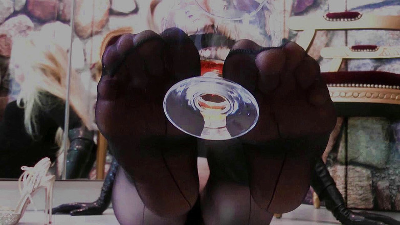 Goddess Celine: B-mail Femdom