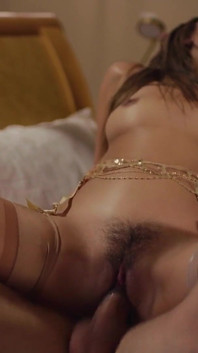Gianna dior trong bộ ba torrid với 2 người đàn ông