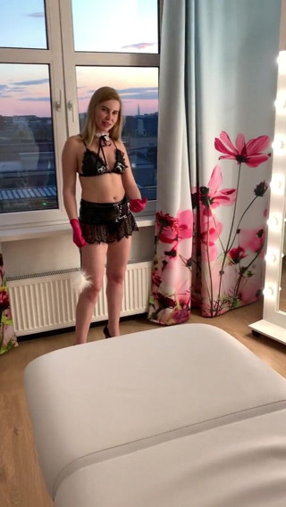 SugarNadya: The maid fucked me in the workplace