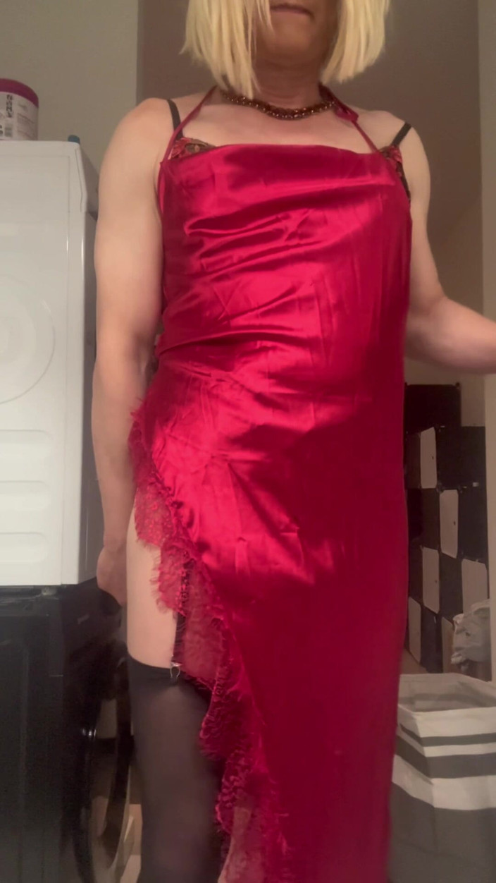 Emma69: Sur la bite