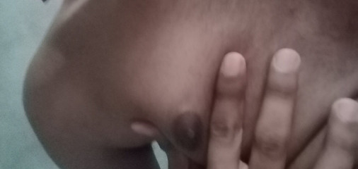 sexy_series: Hrátky s žhavými a sexy bradavkami