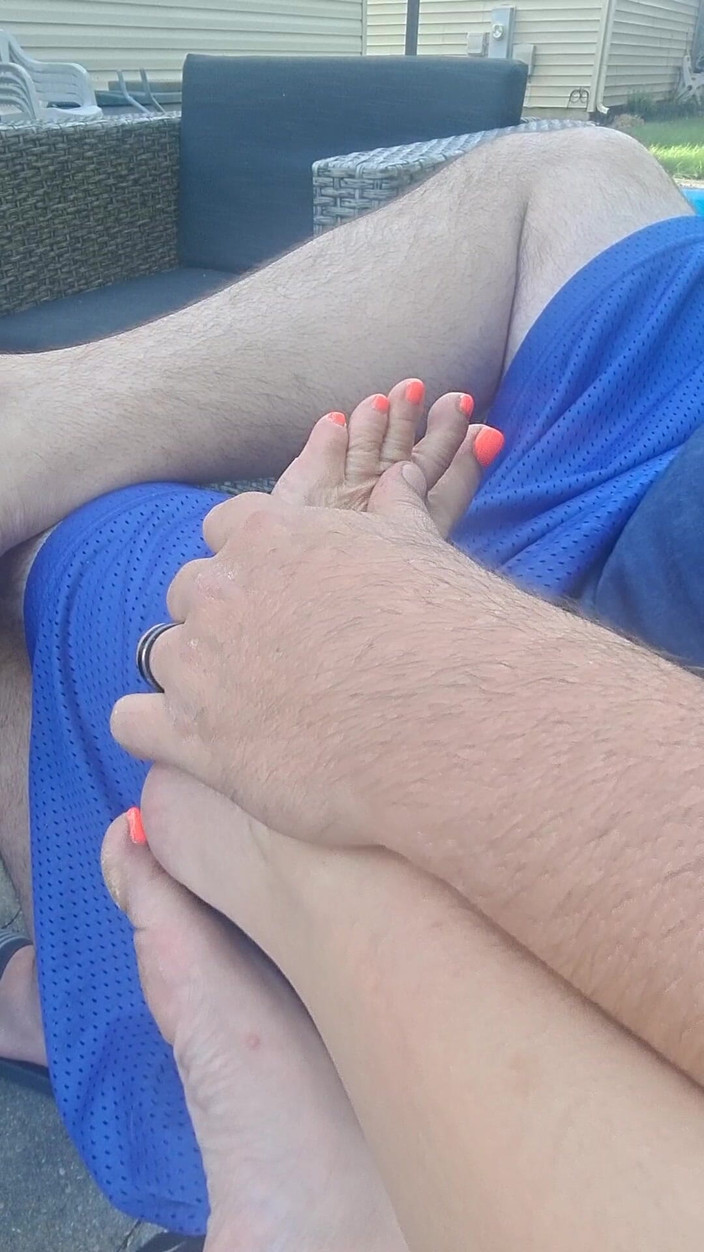 Naughty alchemy: Massage des pieds