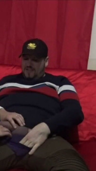 Medvěd šuká mladého kluka