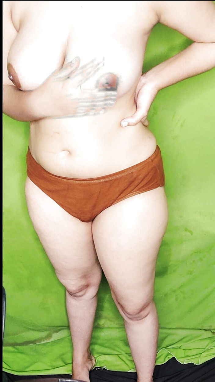 Vicky Thakur: 남친과 처음으로 섹스하는 그녀