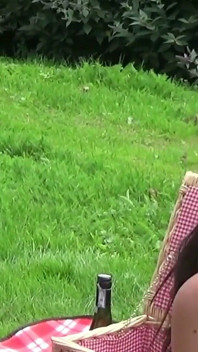 Jill Meets Her Sugardaddy Vince and Goes to A Park for A Hot Picnic!