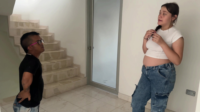 Julianaburning: I Fuck a Rich Pregnant Real Estate Agent so She'll...