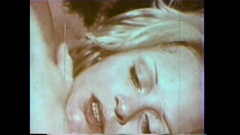 Vintage Megastore Full hd: 继父，给我你美味的