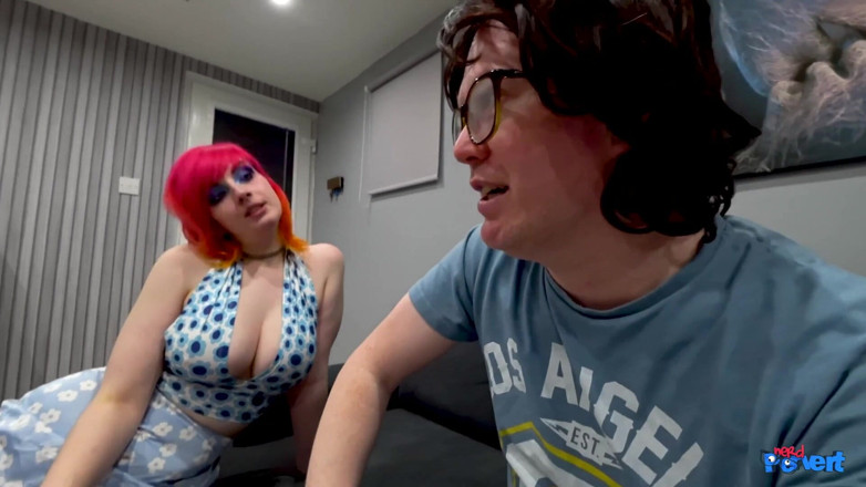 Nerd Pervert: Marie aur Ellie eastleigh 2 bevkooph le rahi hain