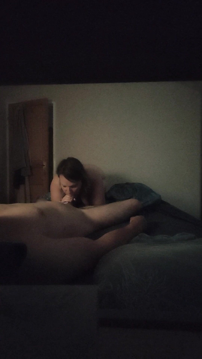 Titi77: उदार माँ की हर आखिरी बूंद चूसती है