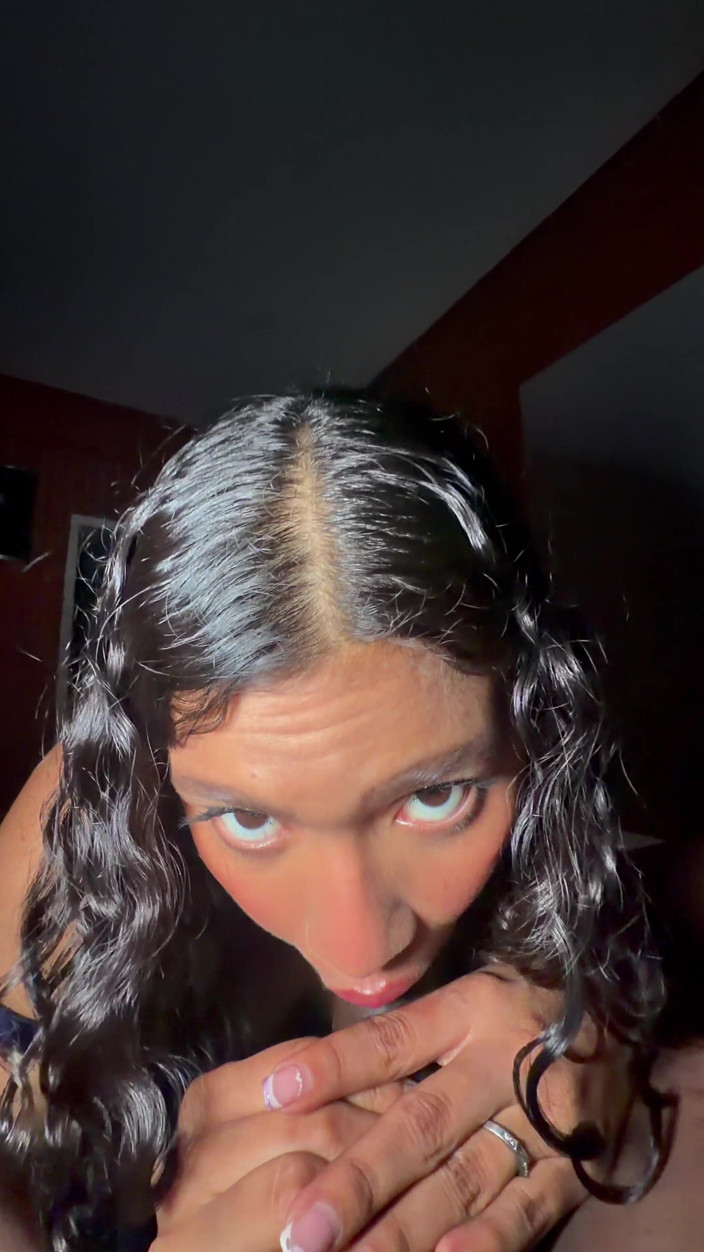kafesexxx: Gorgeous Teen Pleases Her Stepbrother