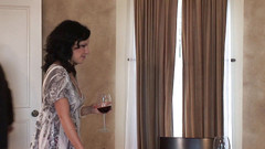 Smash Pictures: Katie - osamělá žena v domácnosti šuká slavného fotbalistu