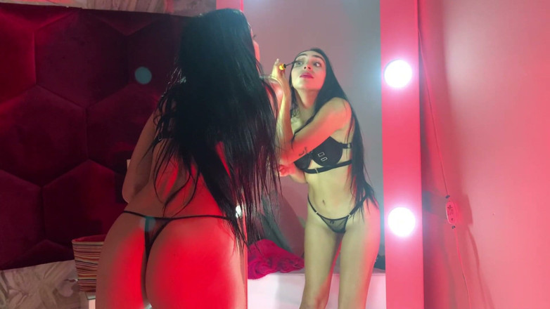 NattyVega: Thổi kèn trong gương