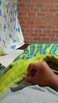 Allein in meinem Haus masturbieren