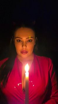 I Drop Hot Candle Wax on My Tits This Halloween on My Club