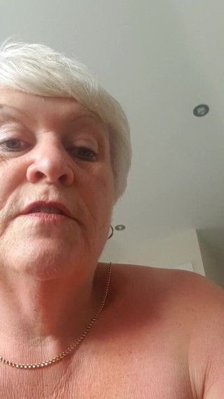 Uk Joolz: Ssanie dildo titty jebanie i kremowej cipki z wibratorem