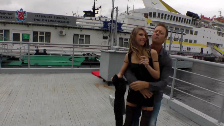 Rocco Siffredi porn: Awek cantik dikongkek dan dipermasa dalam dubur ketatnya