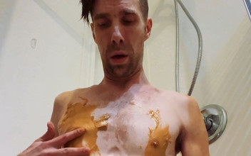 Makfrey: Pédé de la nourriture porno