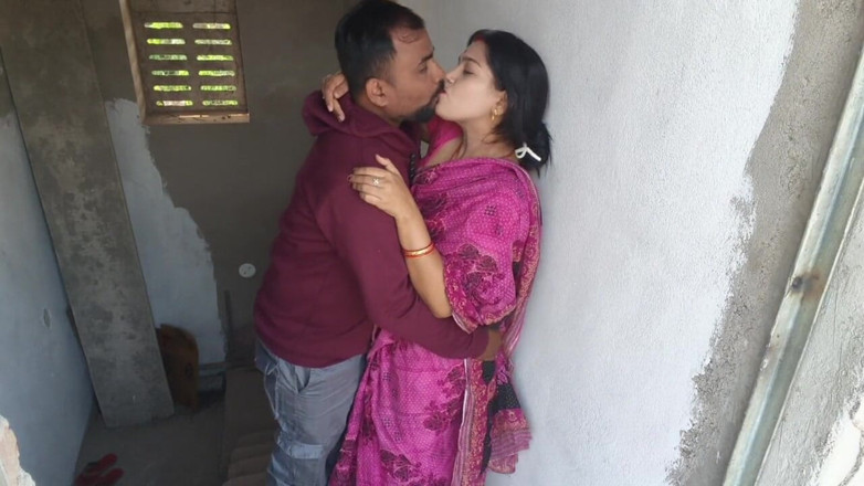 Sona bhabhi: My Husband Can Not Fuck Me! Please Come He Is...