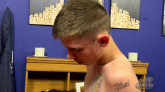 Bare Twinks: Těsná díra do zadku!