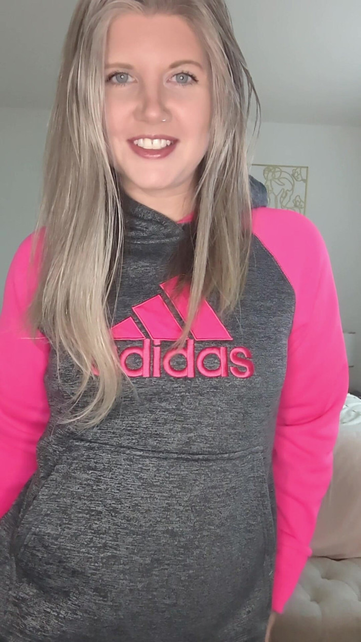 Housewife Ginger: Стриптиз с капюшоном, инструкция по