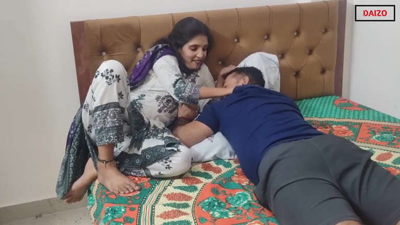 Daizo Premium: Masti mein yenge chod gerçek kesilmemiş Hintçe