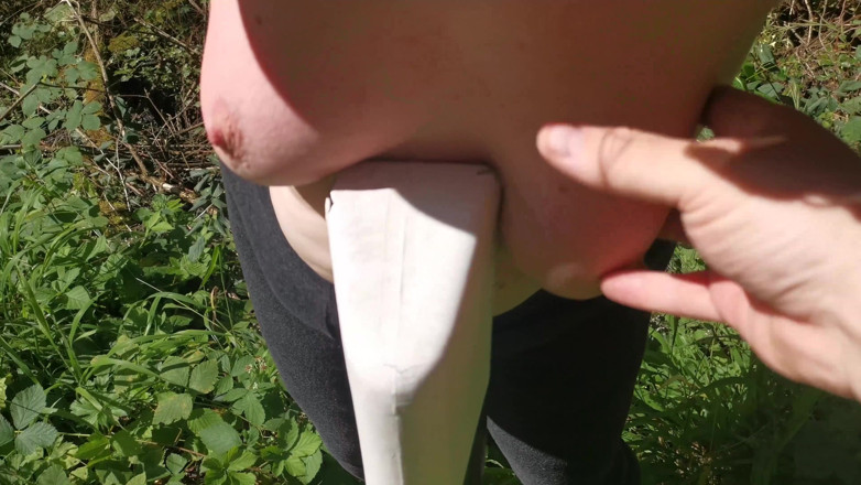 Bouncy Tits Action: Naked Tits Get Slapped on the Streets