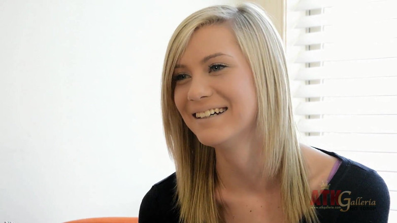 ATKIngdom Fans: Chloe Brooke intervjuer.