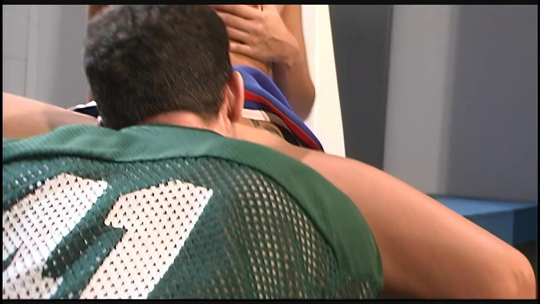 Hefburg: 18år cheerleader fick det hårt