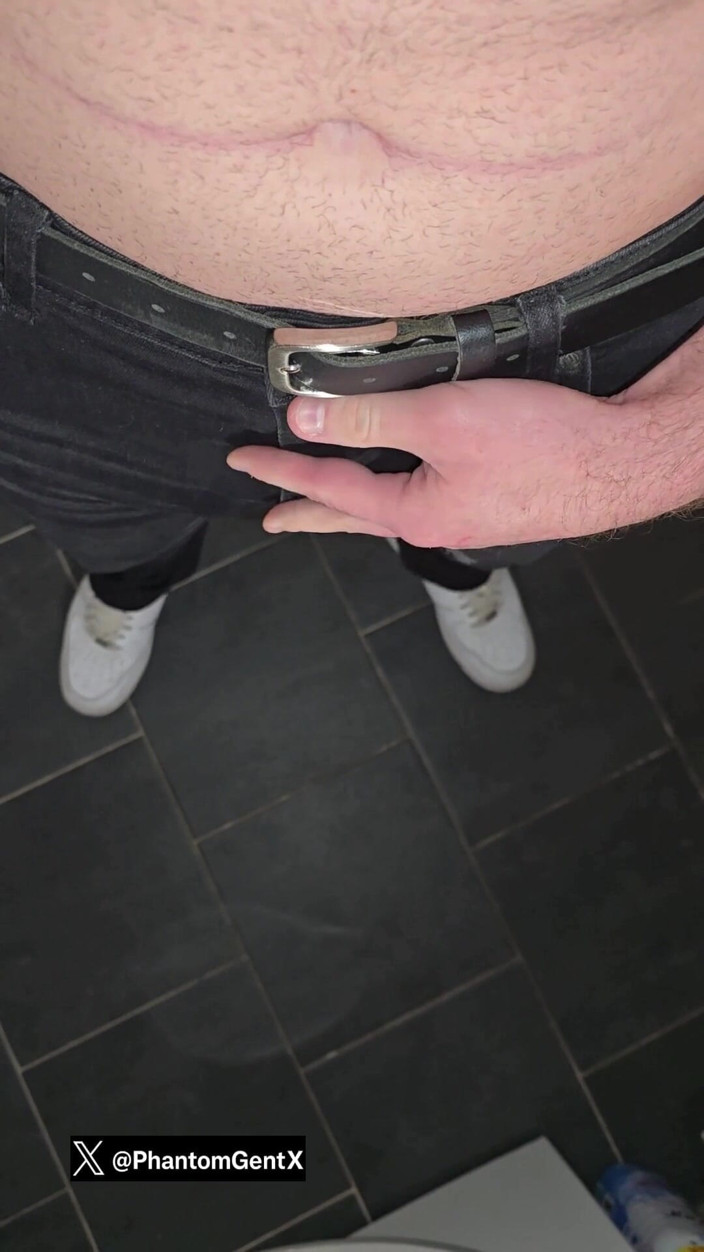 PhantomGentX: Phantomgentx Gay Solo Teases Huge Cock with Bold Dirty Talk -...