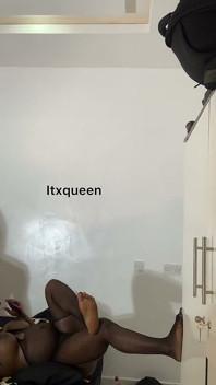 Pato e Itxqueen nos bastidores