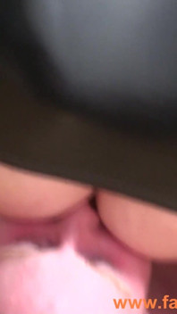 Pissing Facesitting