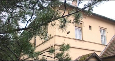 XTime Vod: Velká prsa a obrovské neapolské péro lízání kundičky