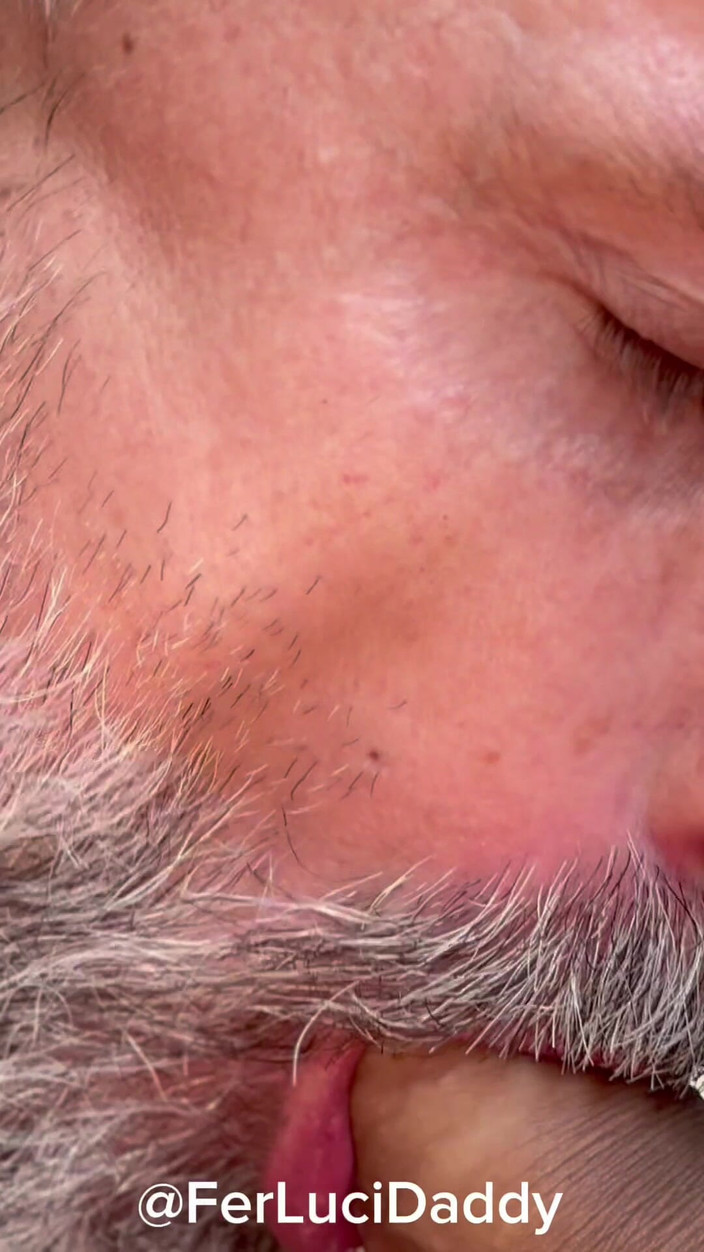 FerLuci: Ich liebe es, schwänze zu lutschen