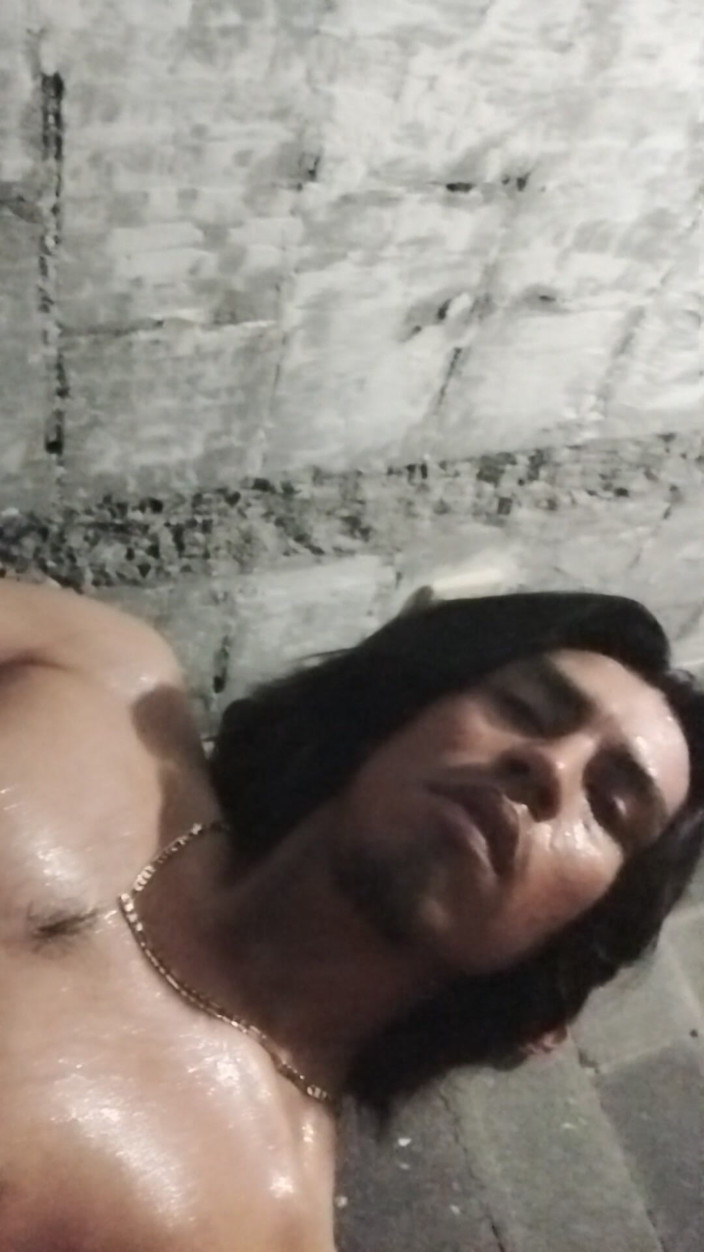AlexAlejandro13: Te Gustaría Estar En Mi Baño