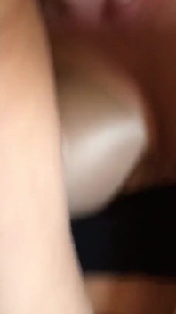 Bonnie neemt haar eerste pik van tien centimeter.je zoveel groter dan mijn ex. close-up pov. Rizin'studio...
