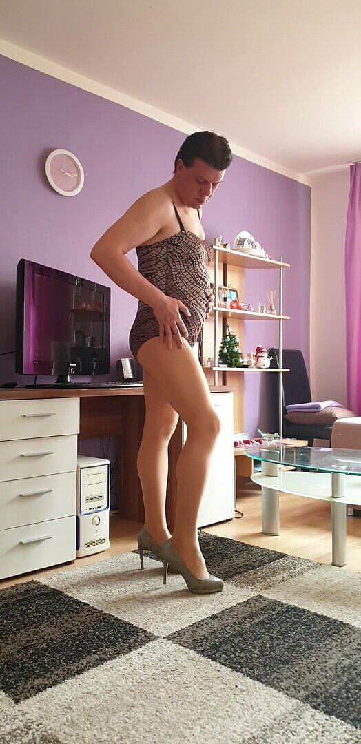 PetraNylon: Petranylon v plavkách