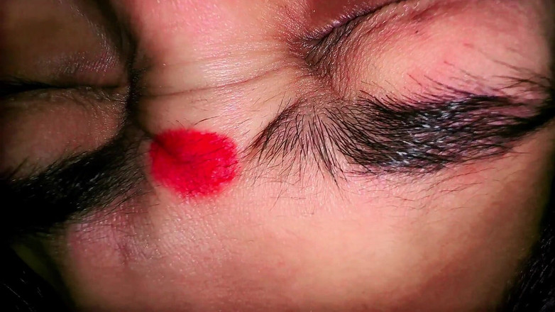 Aria Mia: Sudut pandang detik miang saya anippe menunggu seseorang yang datang...